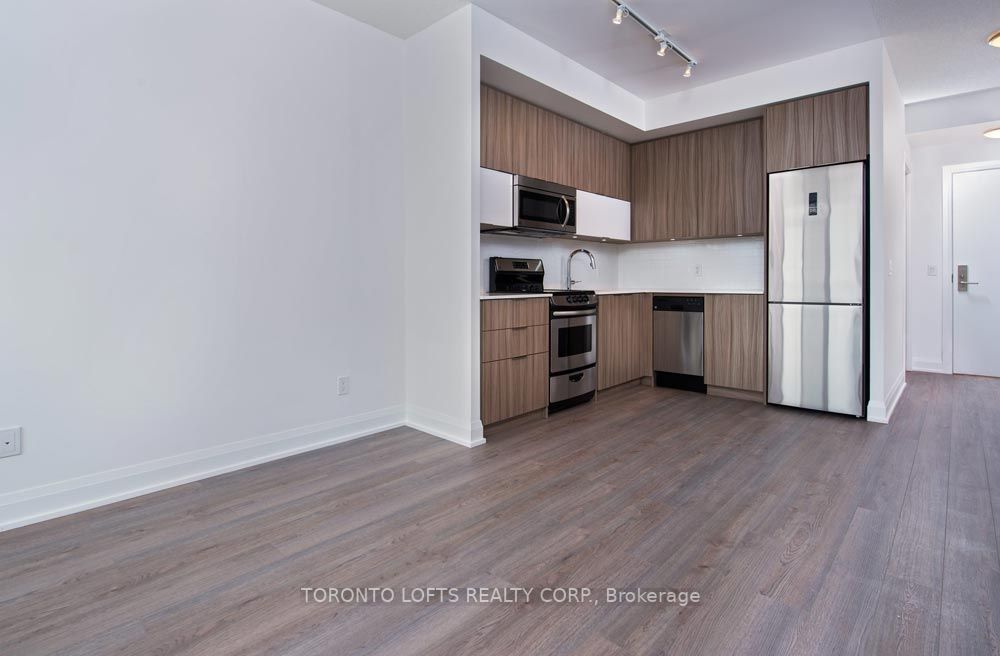 56 Annie Craig Dr, #1608