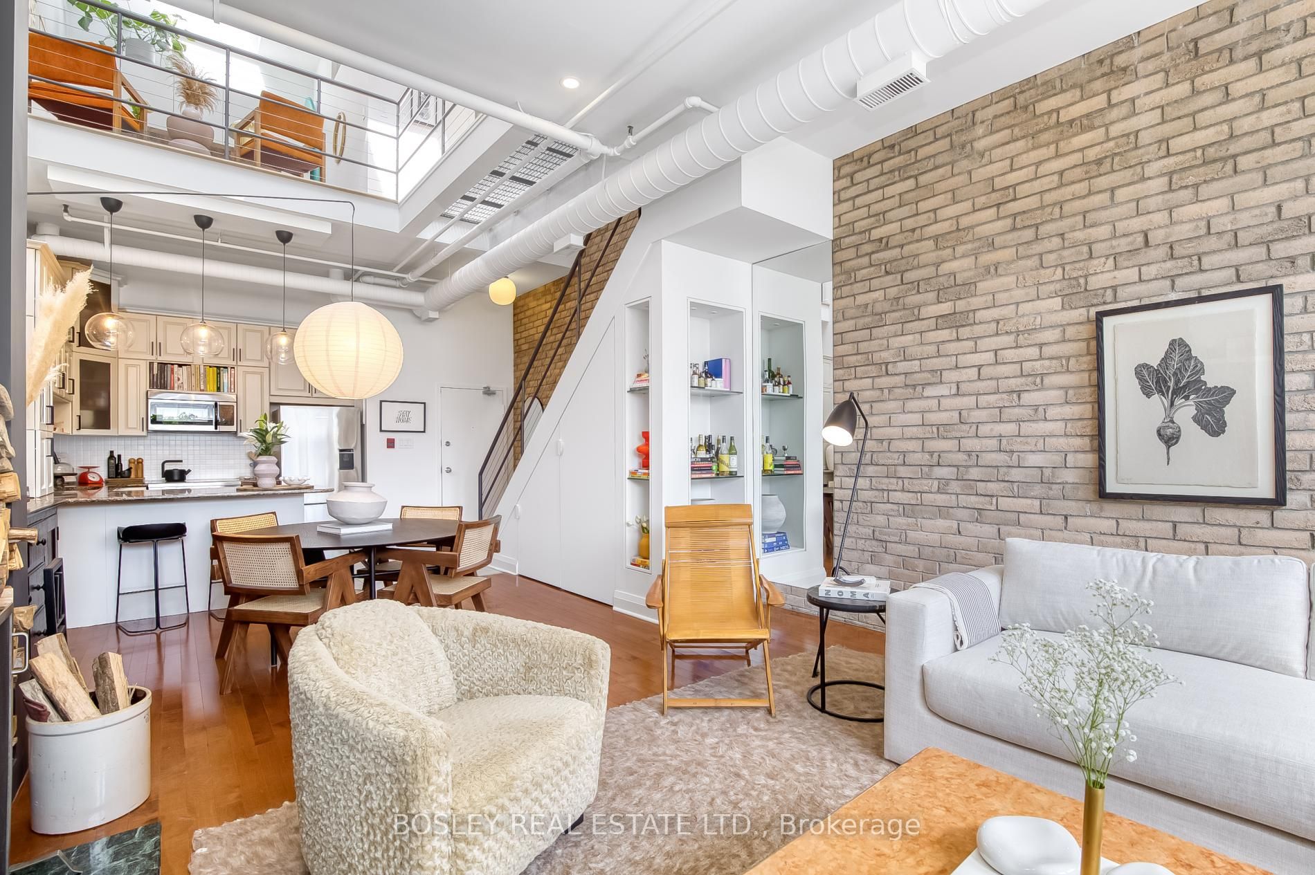 6 Bartlett Avenue, #4