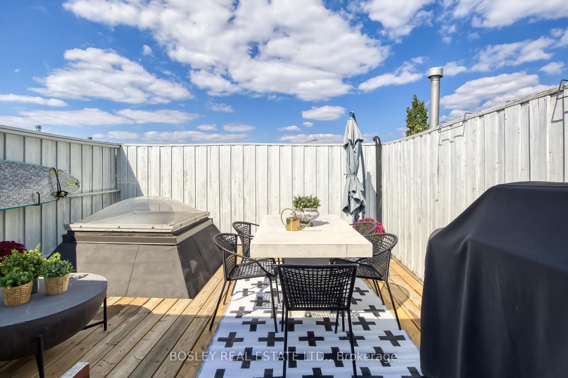 6 Bartlett Avenue, #4