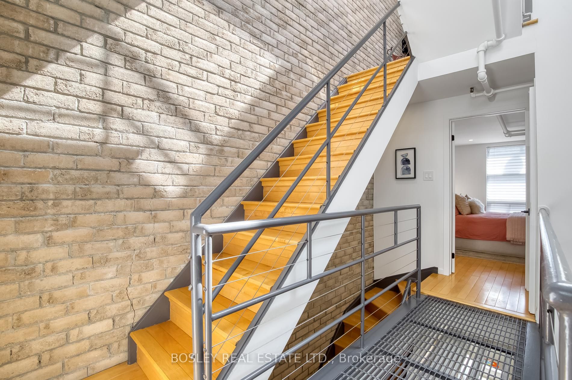 6 Bartlett Avenue, #4