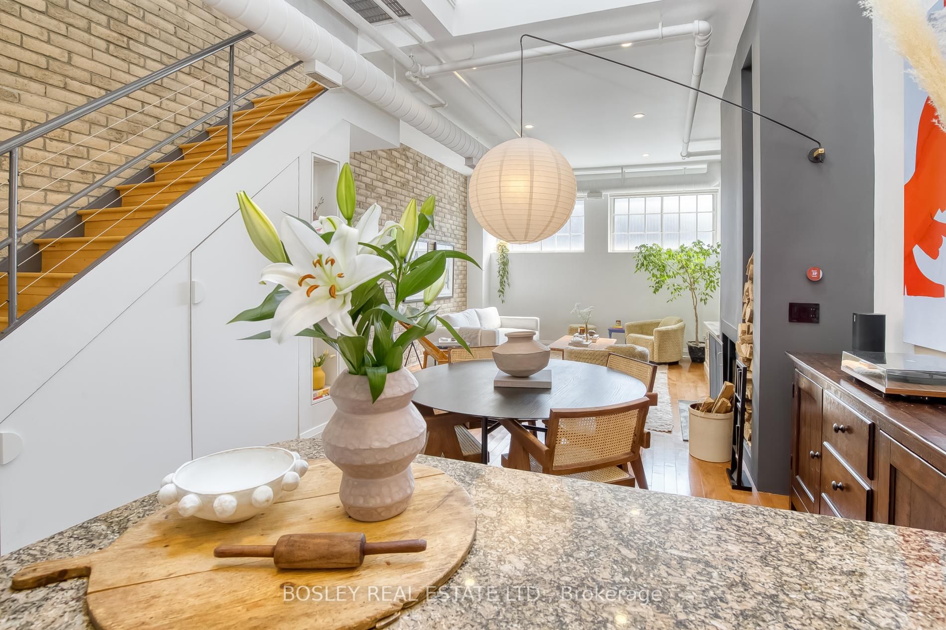 6 Bartlett Avenue, #4