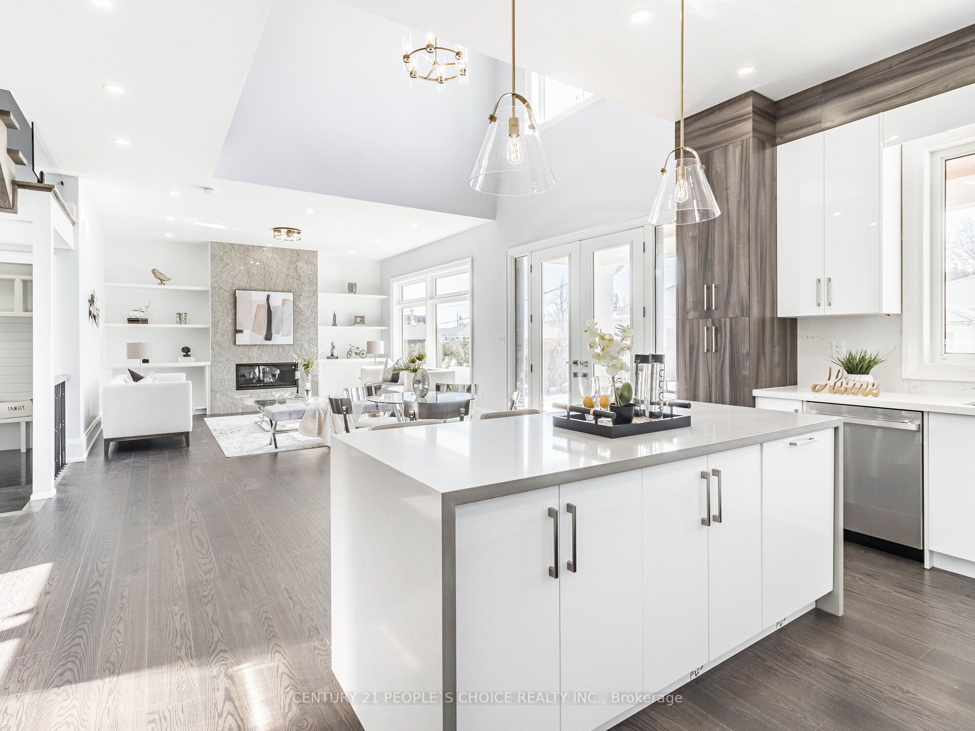 585 Trudale Crt