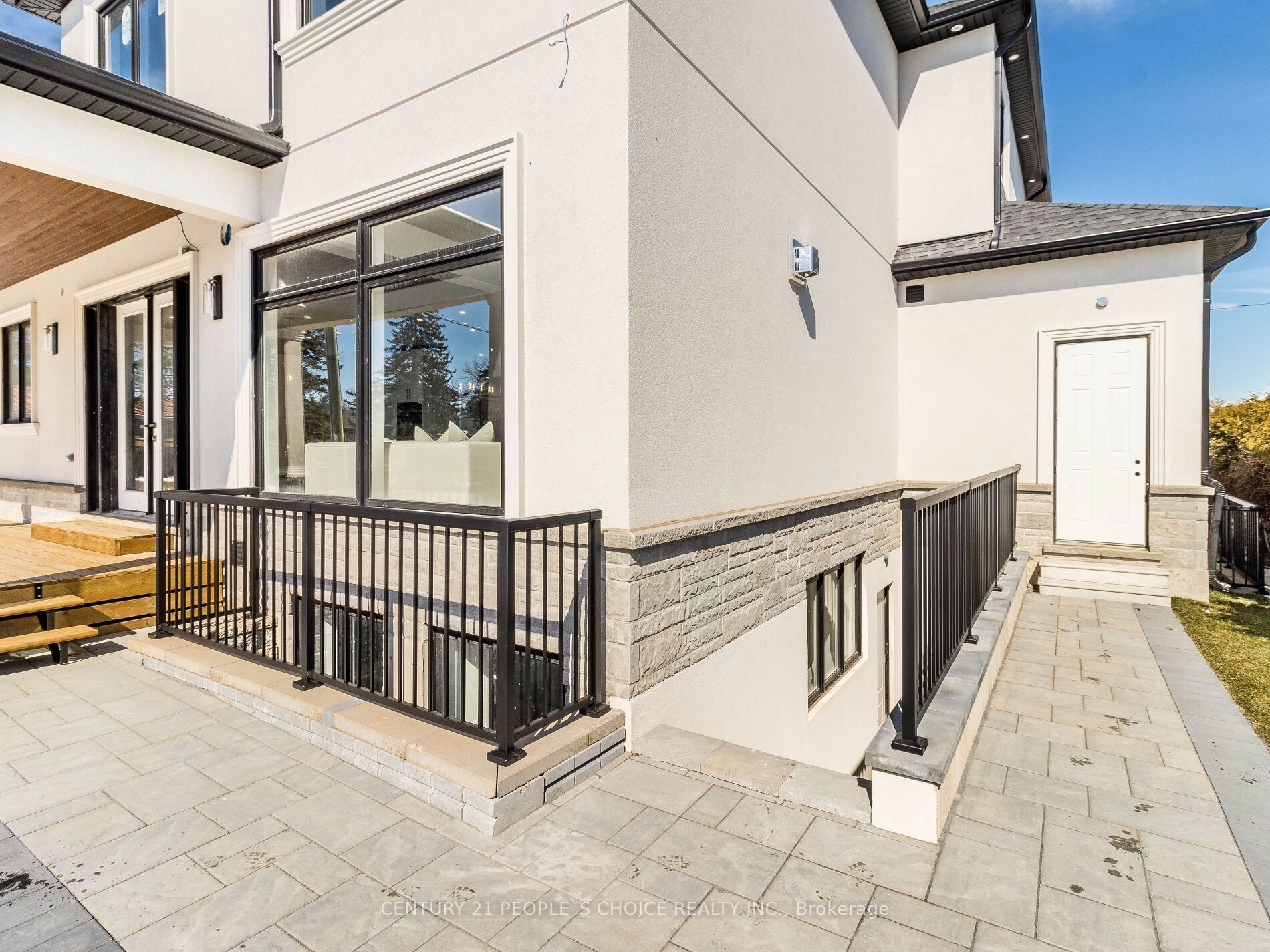 585 Trudale Crt