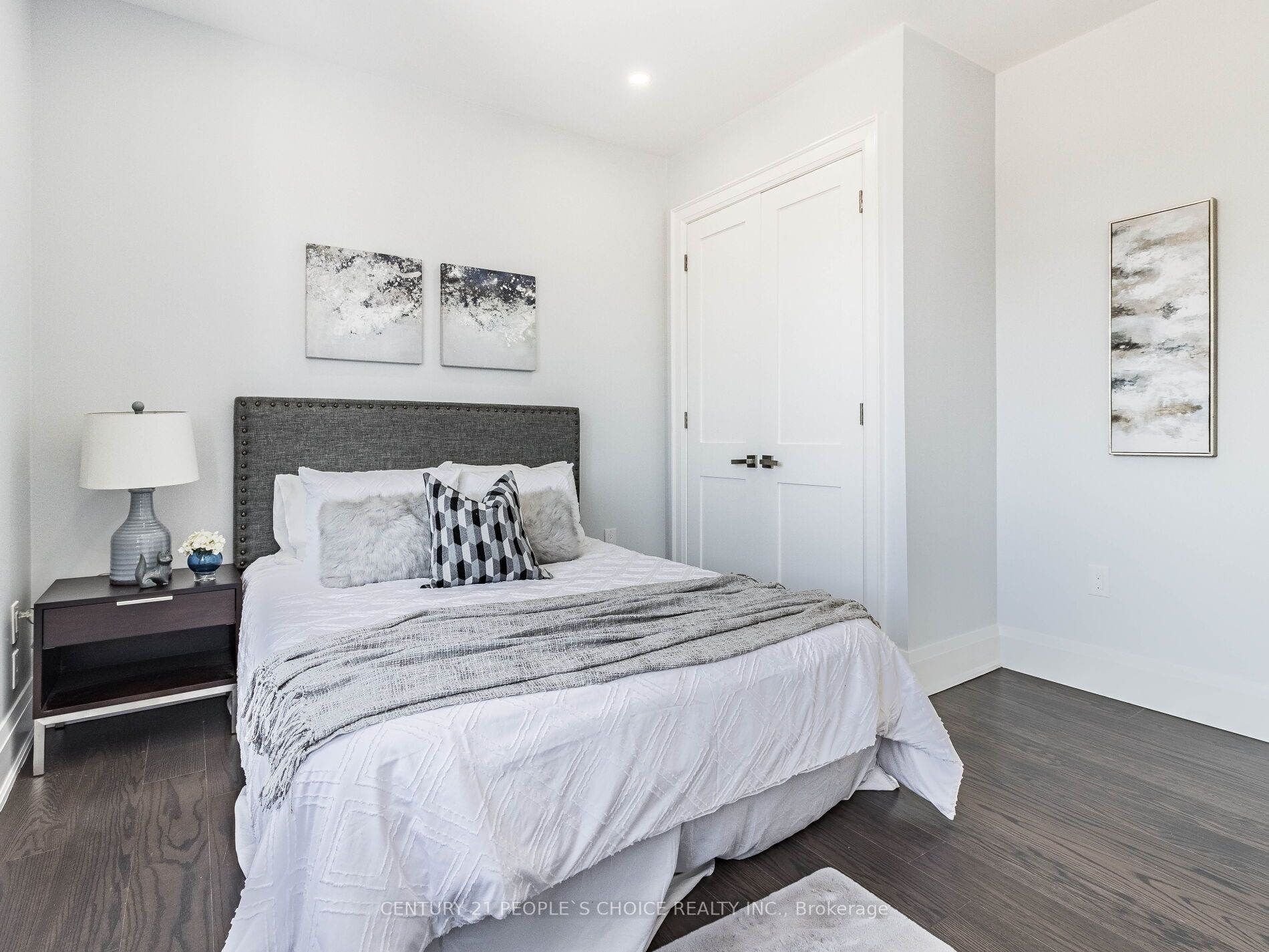 585 Trudale Crt
