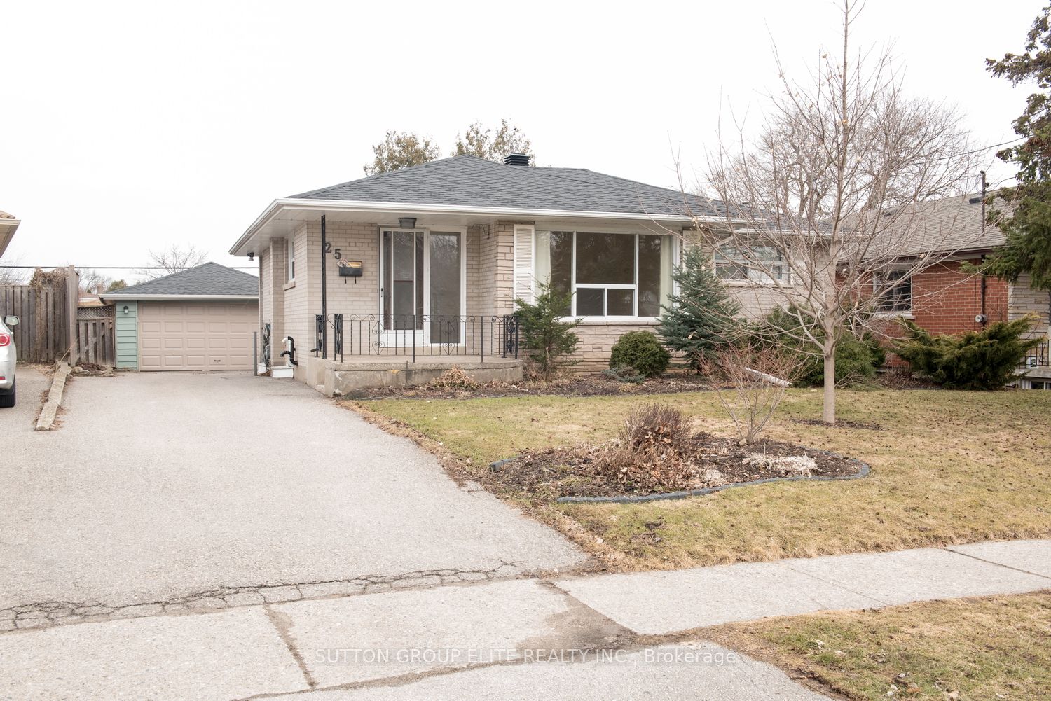 25 Gower Rd
