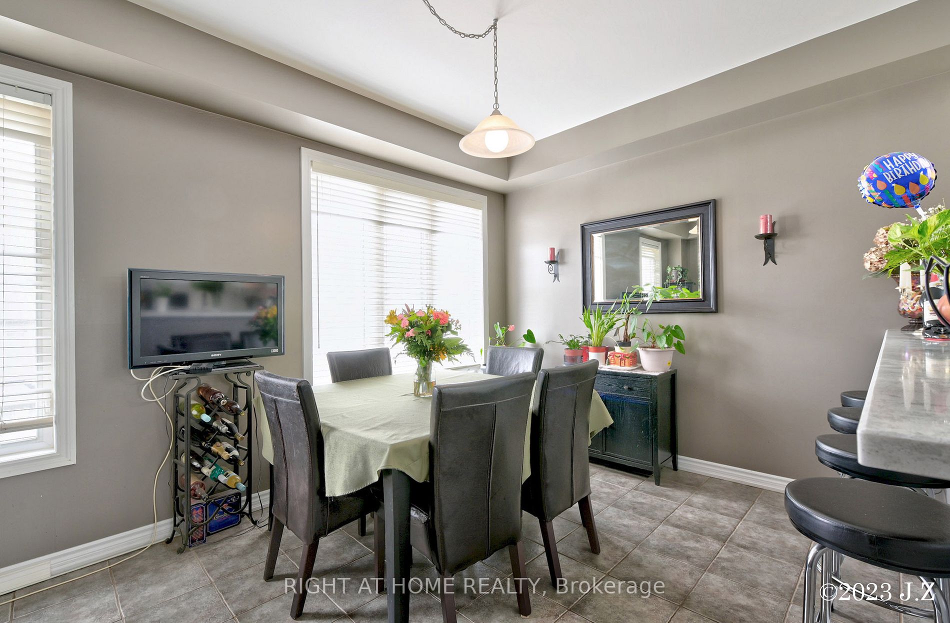 23 Bakewell St, #23