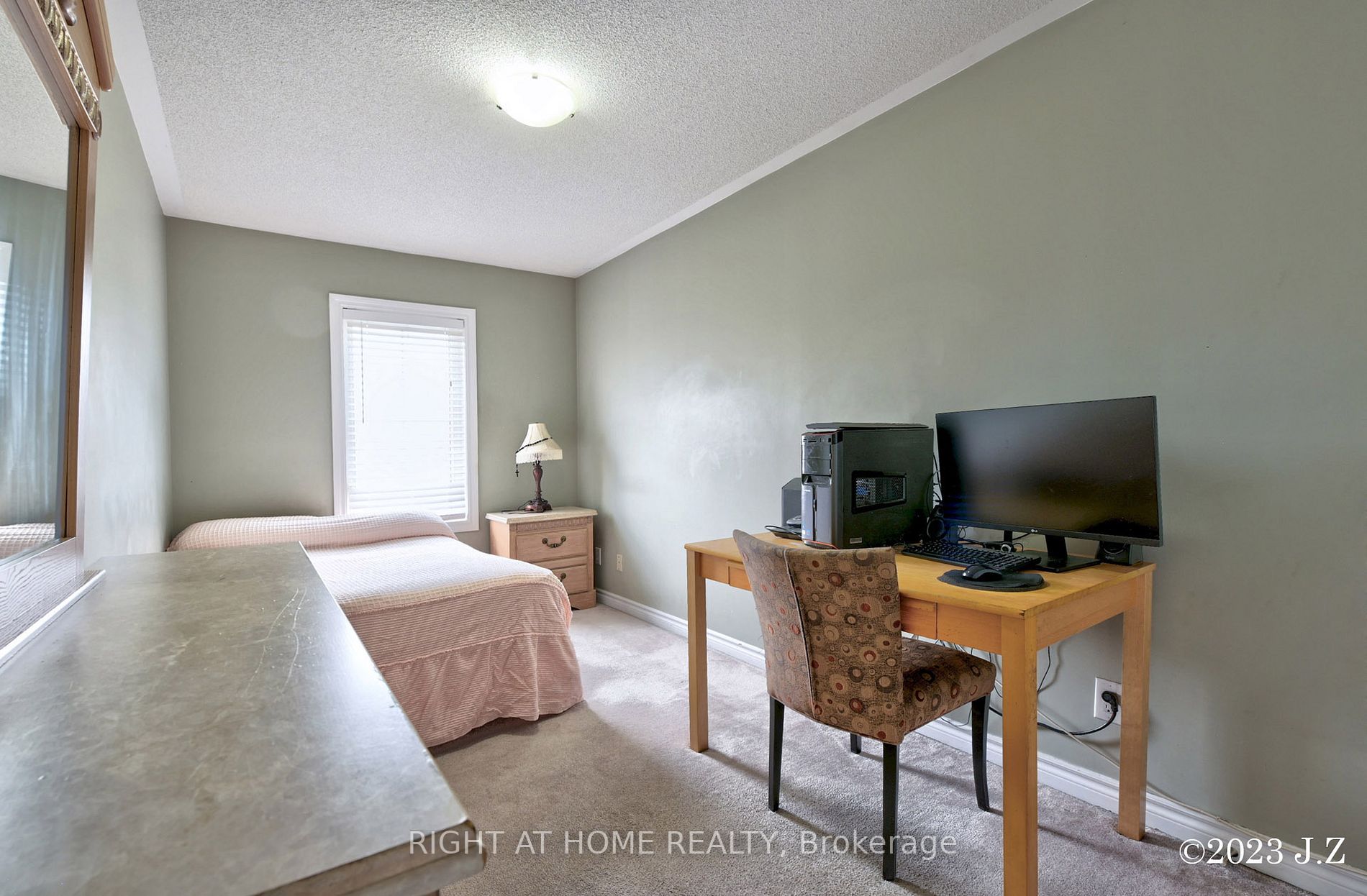 23 Bakewell St, #23