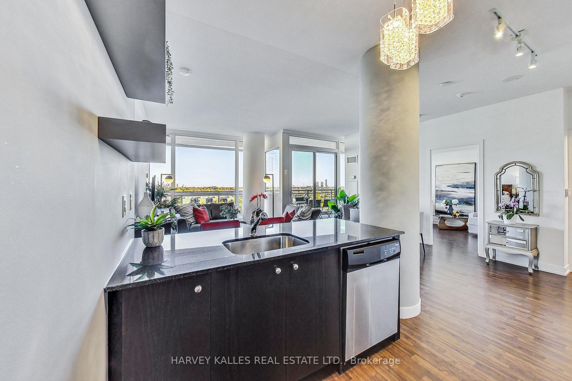 5101 Dundas St W, #908
