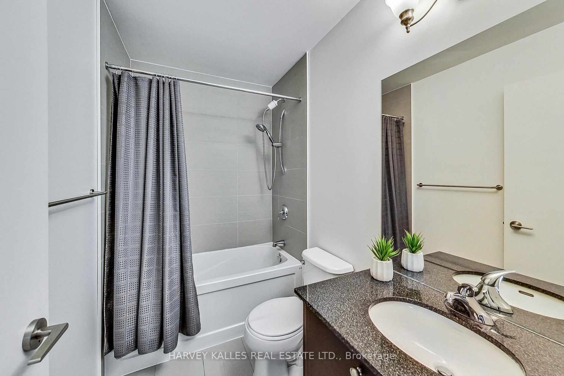 5101 Dundas St W, #908