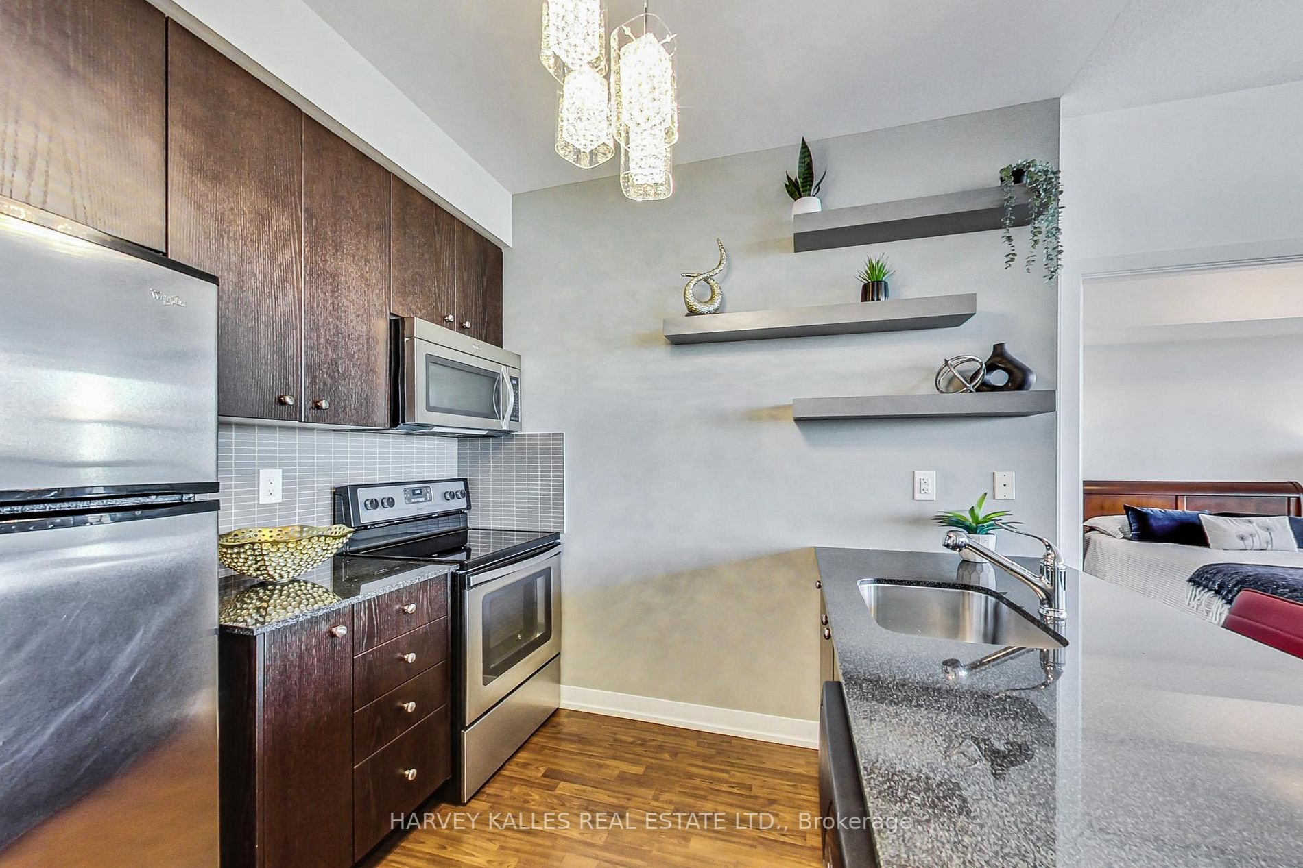 5101 Dundas St W, #908