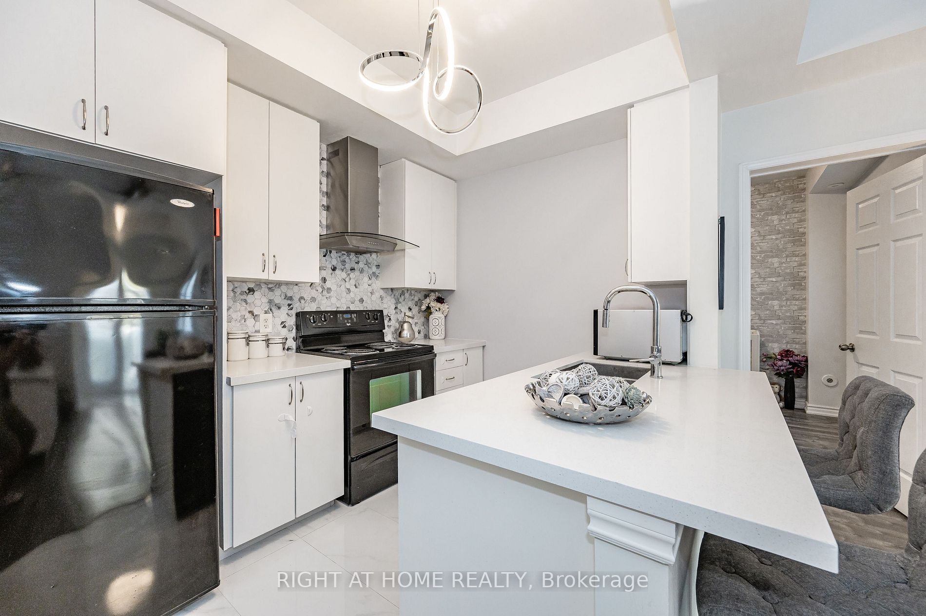 5035 Oscar Peterson Blvd, #74