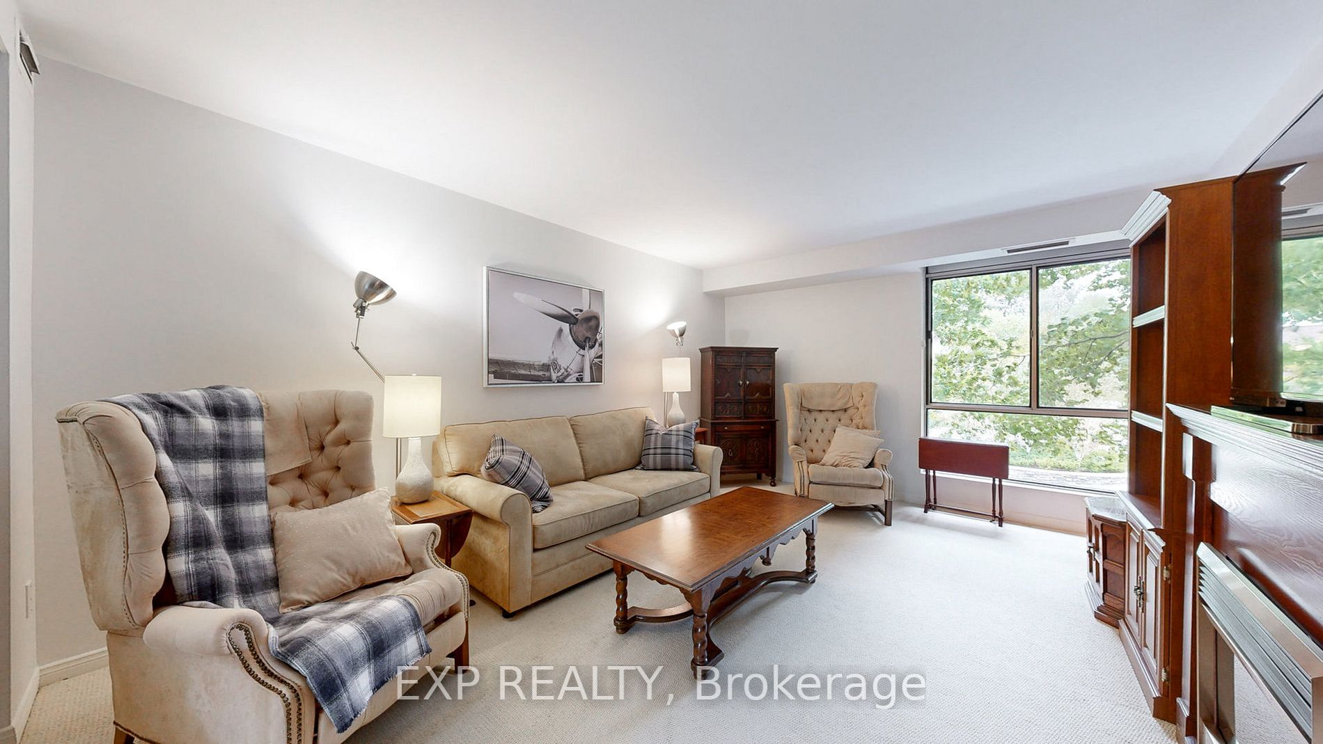 1400 Dixie Rd, #209