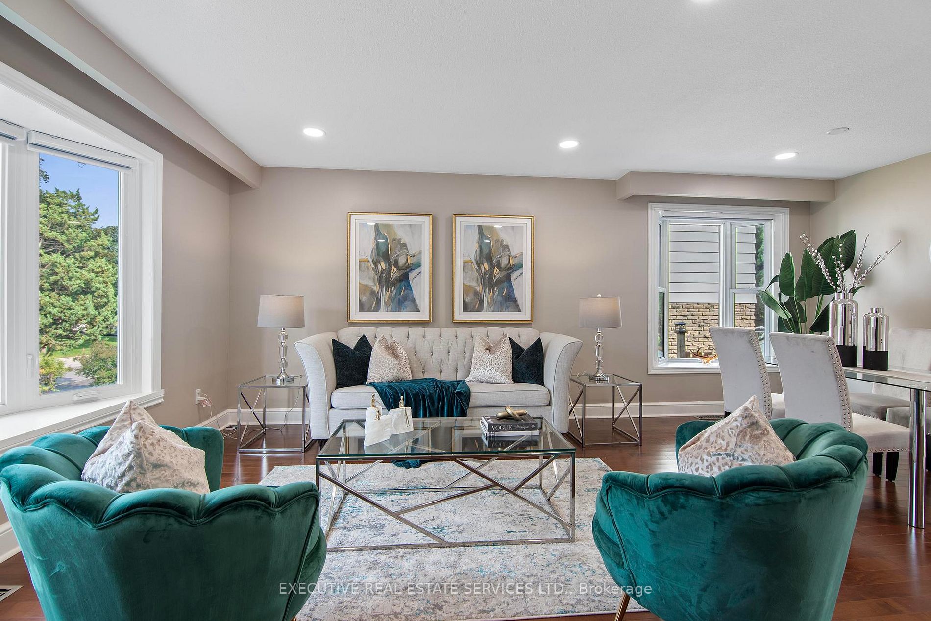 45 Jasper Cres