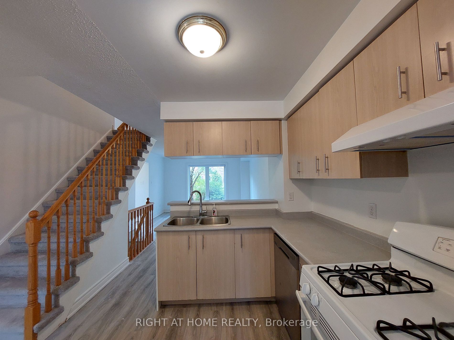 5940 Glen Erin Dr, #28A