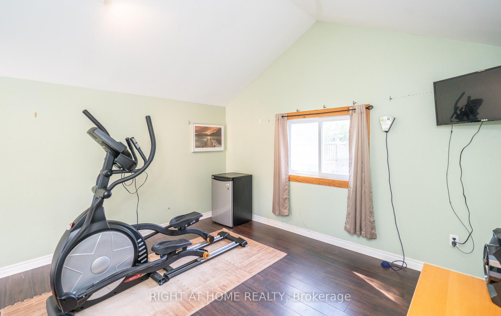 1204 Whittington Rd