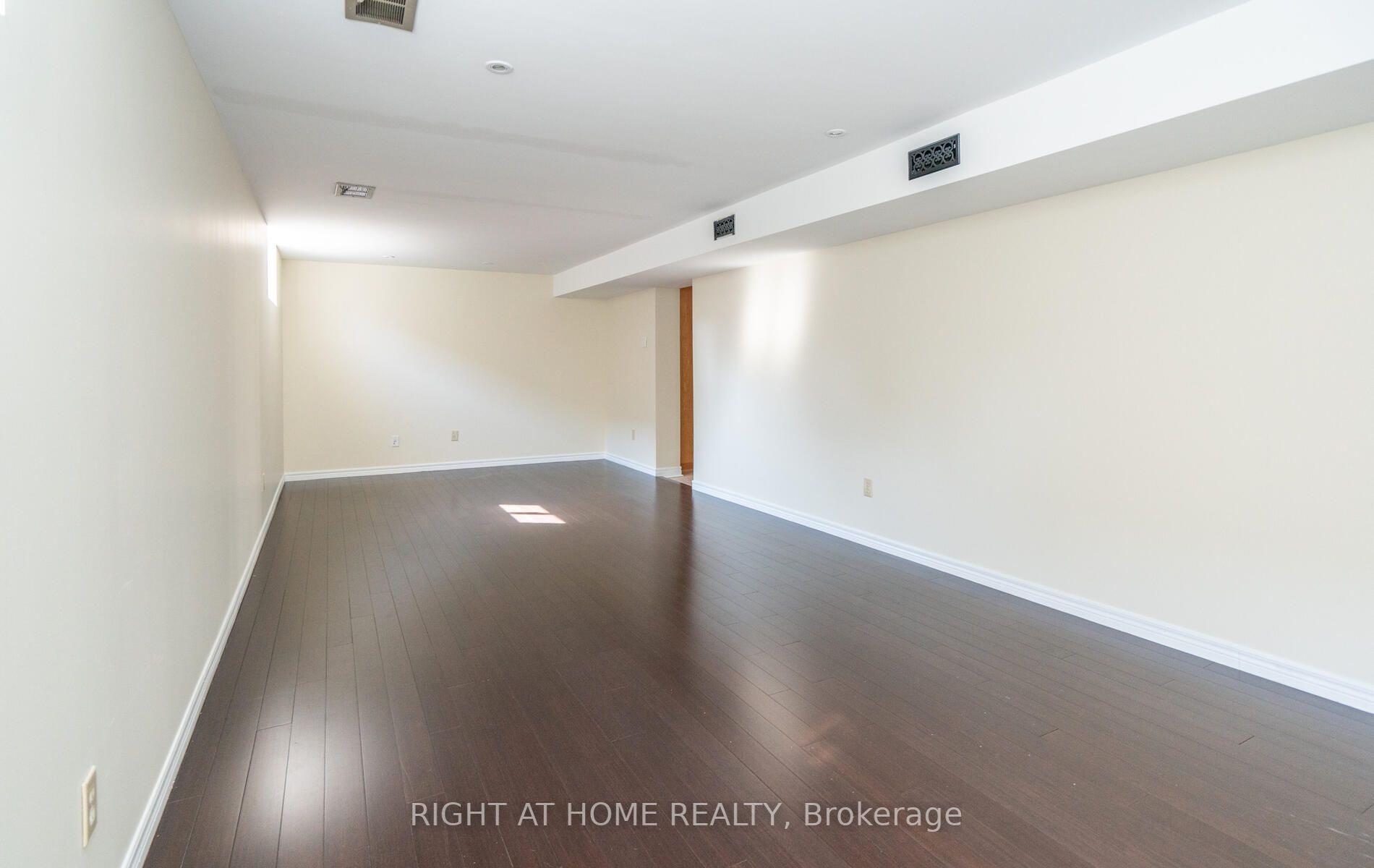 1204 Whittington Rd