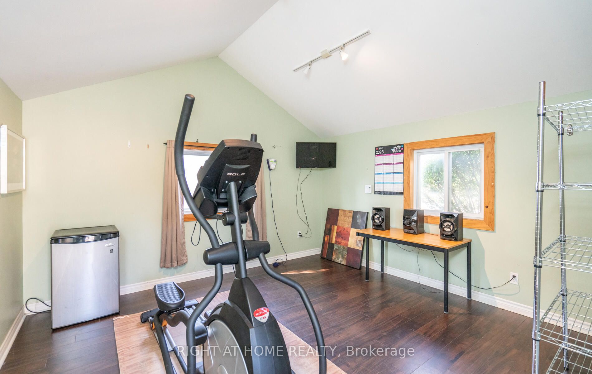 1204 Whittington Rd