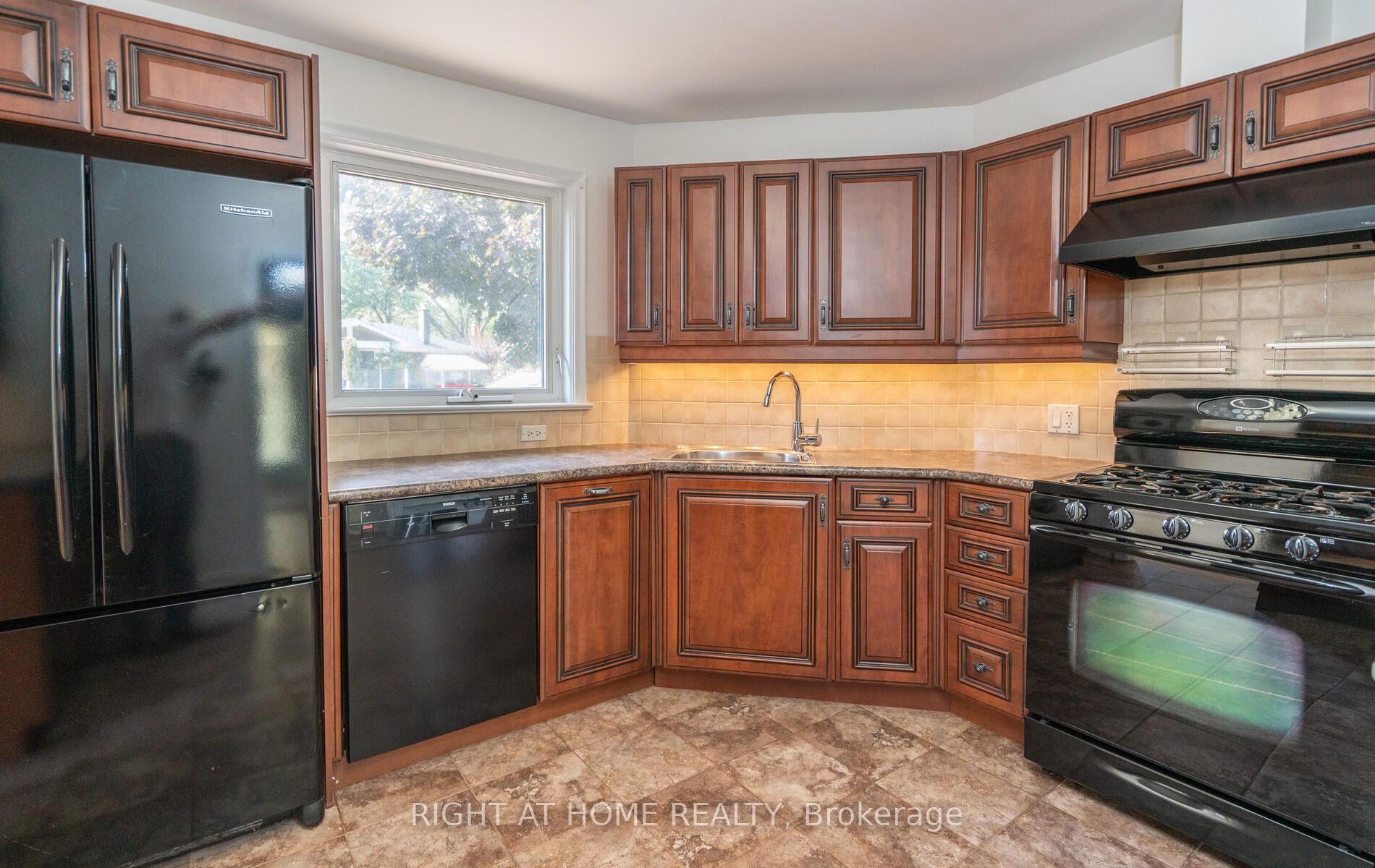 1204 Whittington Rd