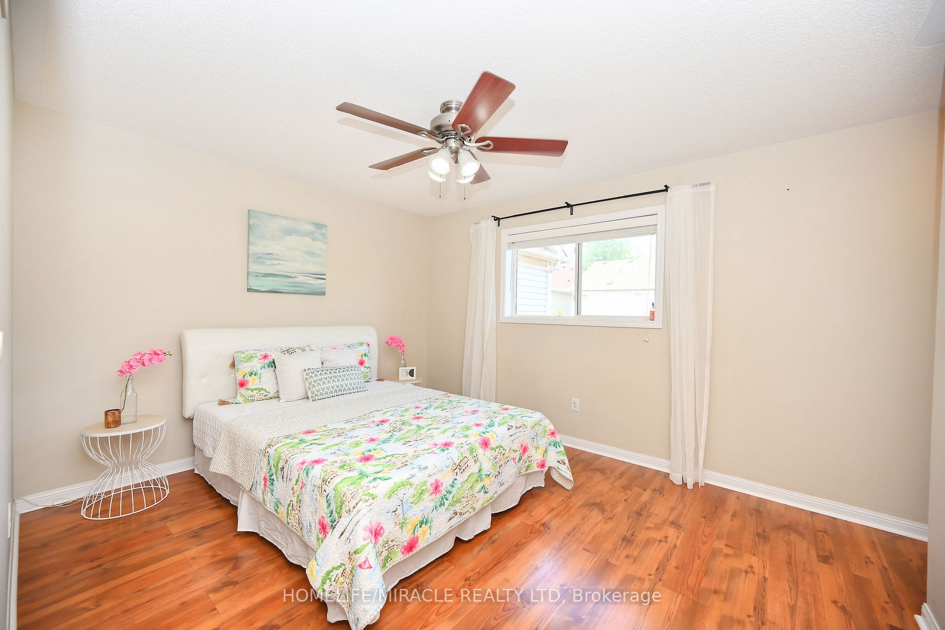 1118 Barclay Circ
