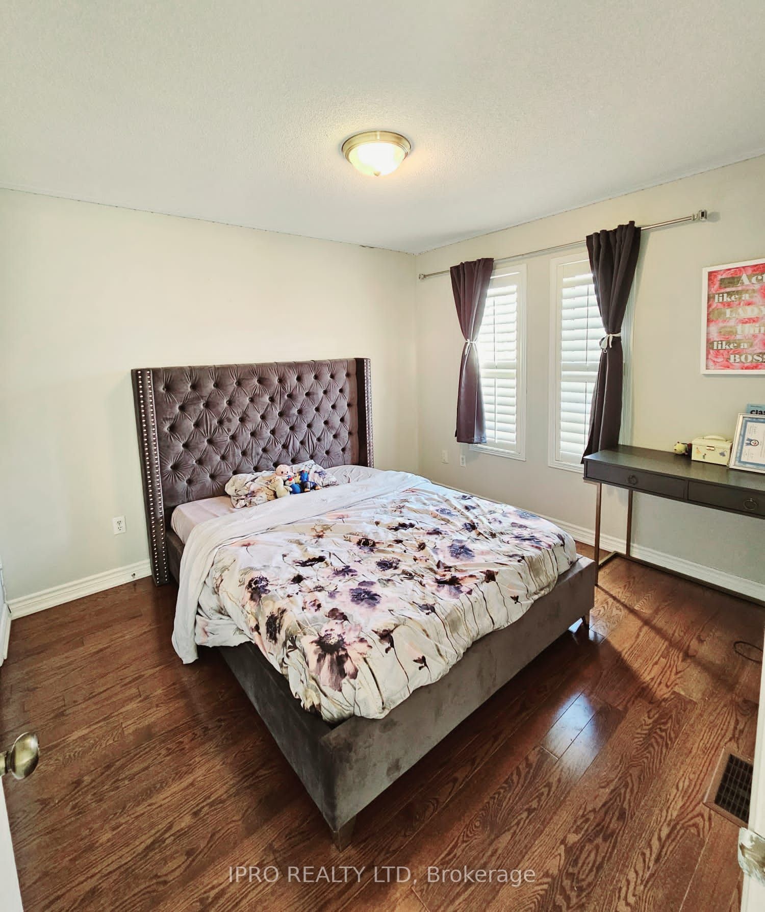 44 Tanglemere Cres N, #1