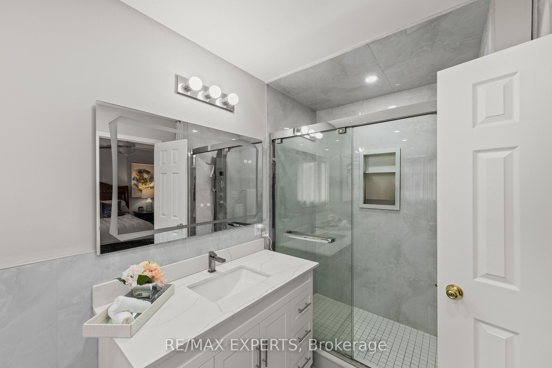 167 Zia Dodda Cres