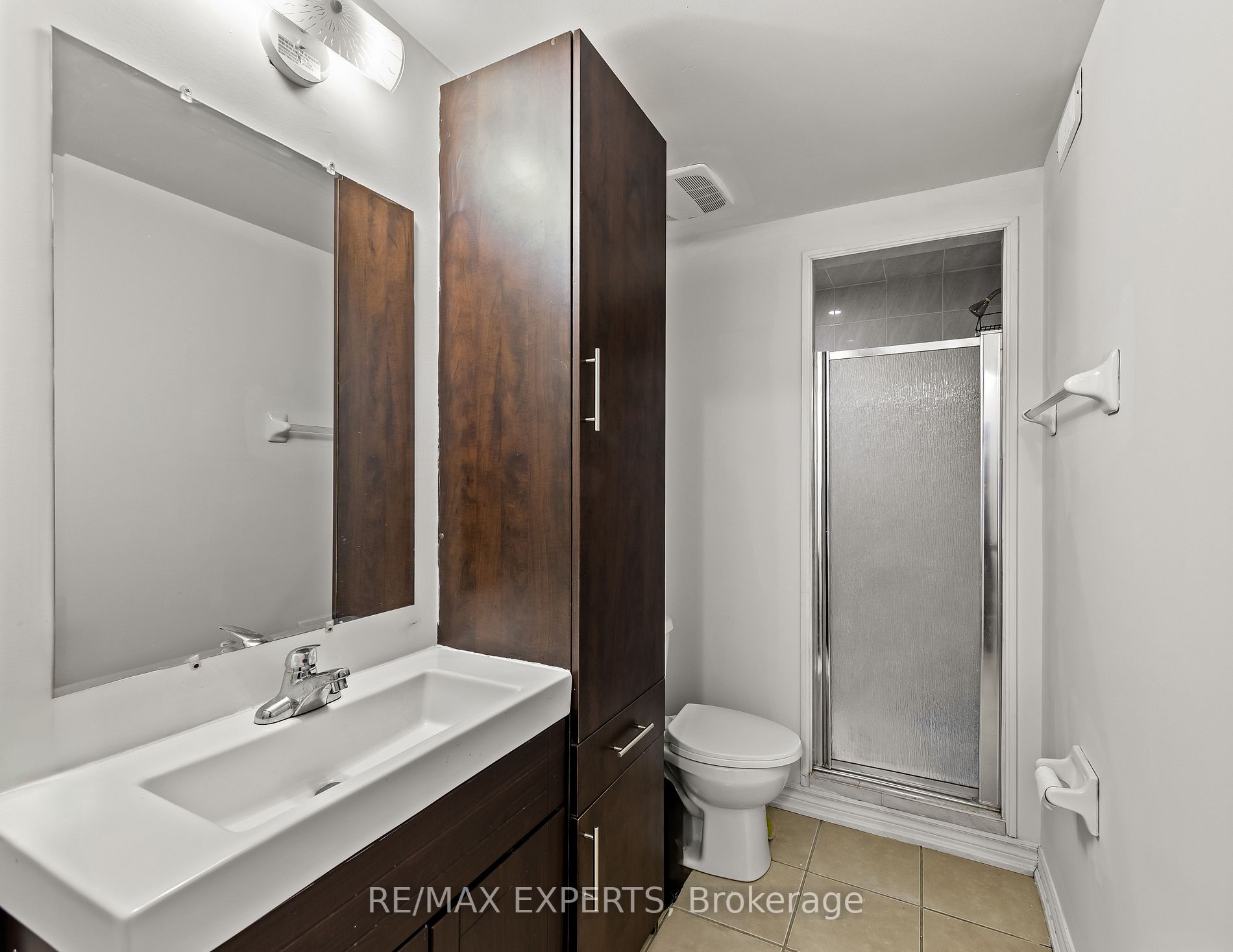 167 Zia Dodda Cres