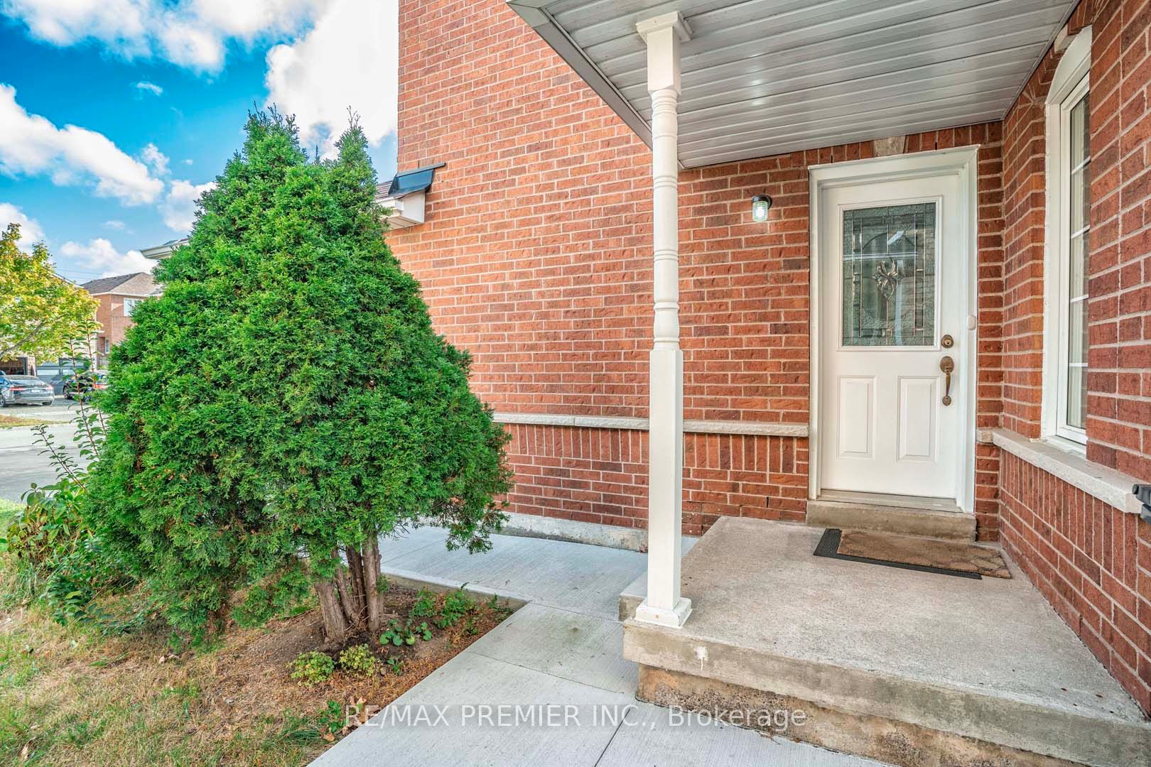 5274 Marblewood Dr