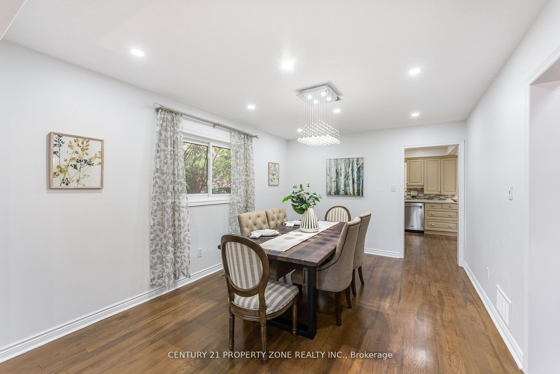 349 Summerchase Dr