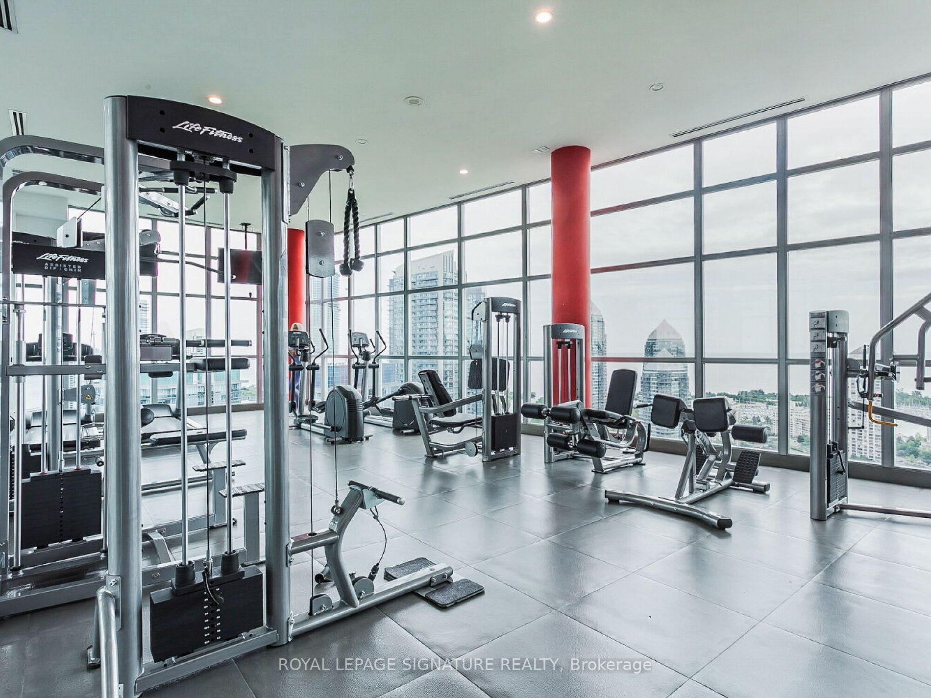 165 Legion Rd N, #624