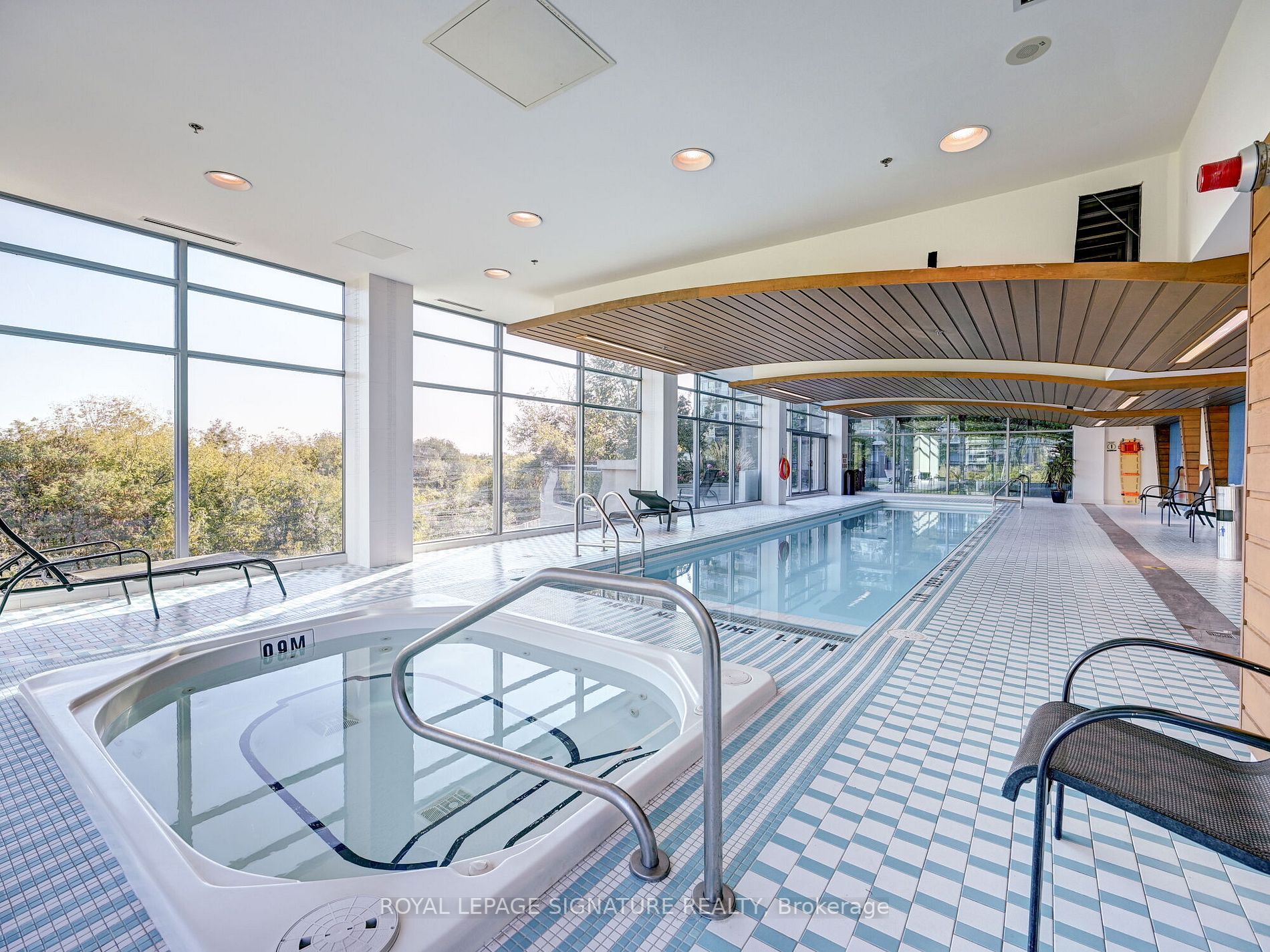 165 Legion Rd N, #624