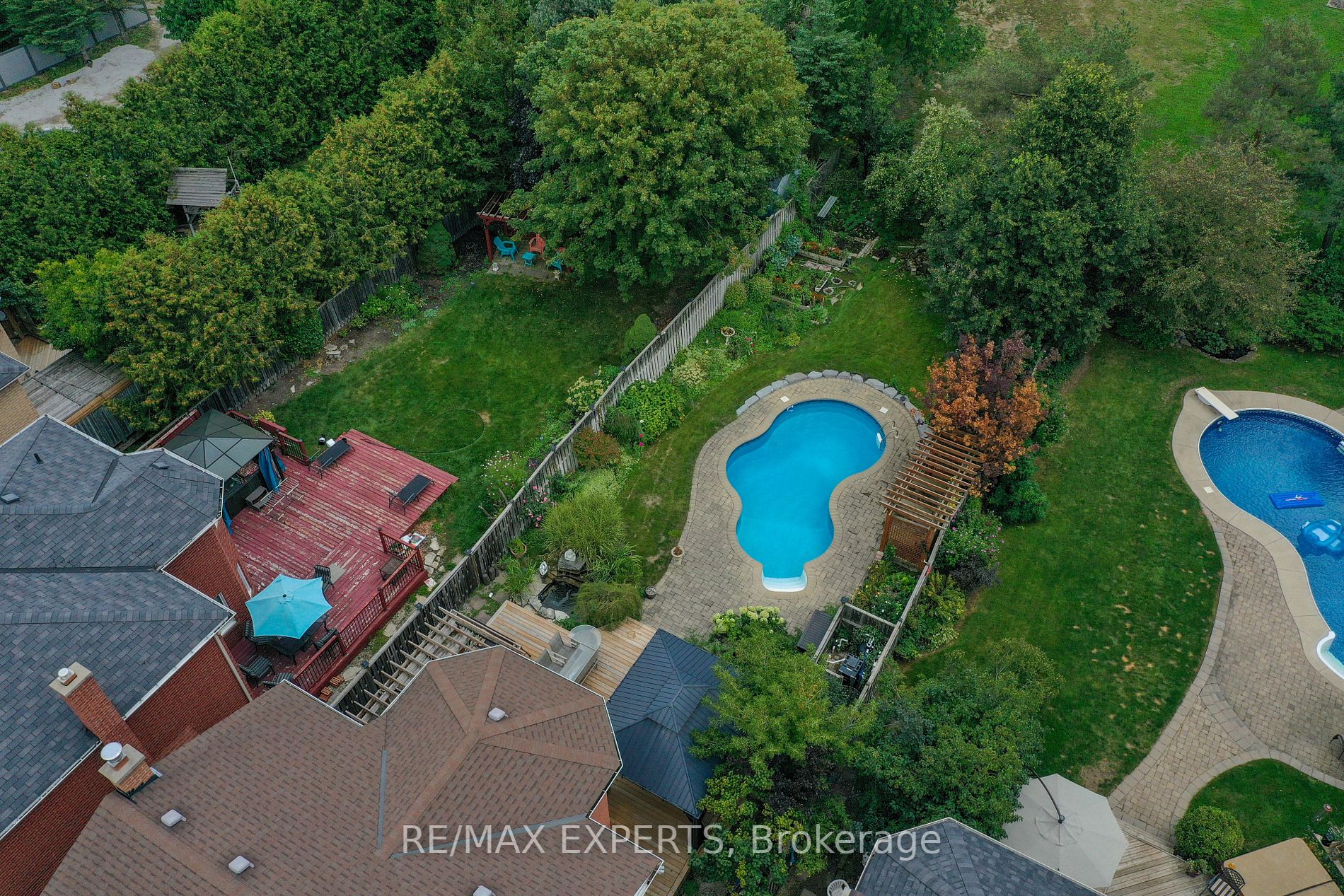 15338 Argyll Road
