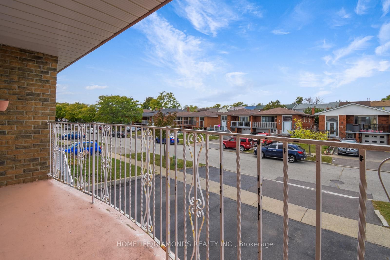 39 MAJOR OAKS Drive