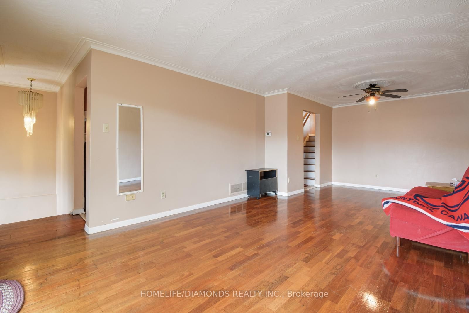39 MAJOR OAKS Drive