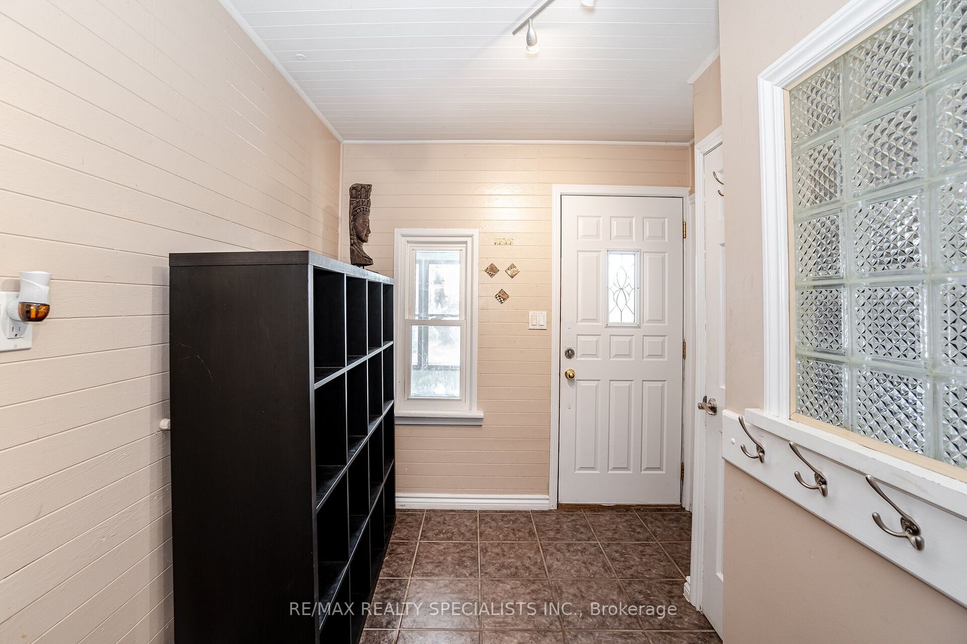 5967 Olde Base Line Rd