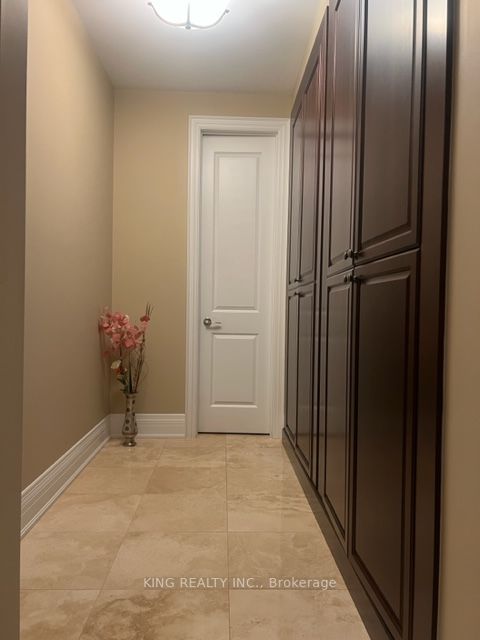 136 Coastline Dr