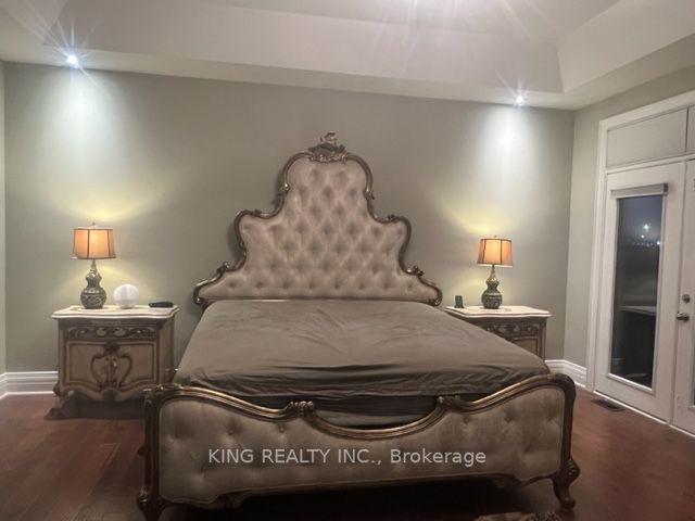 136 Coastline Dr