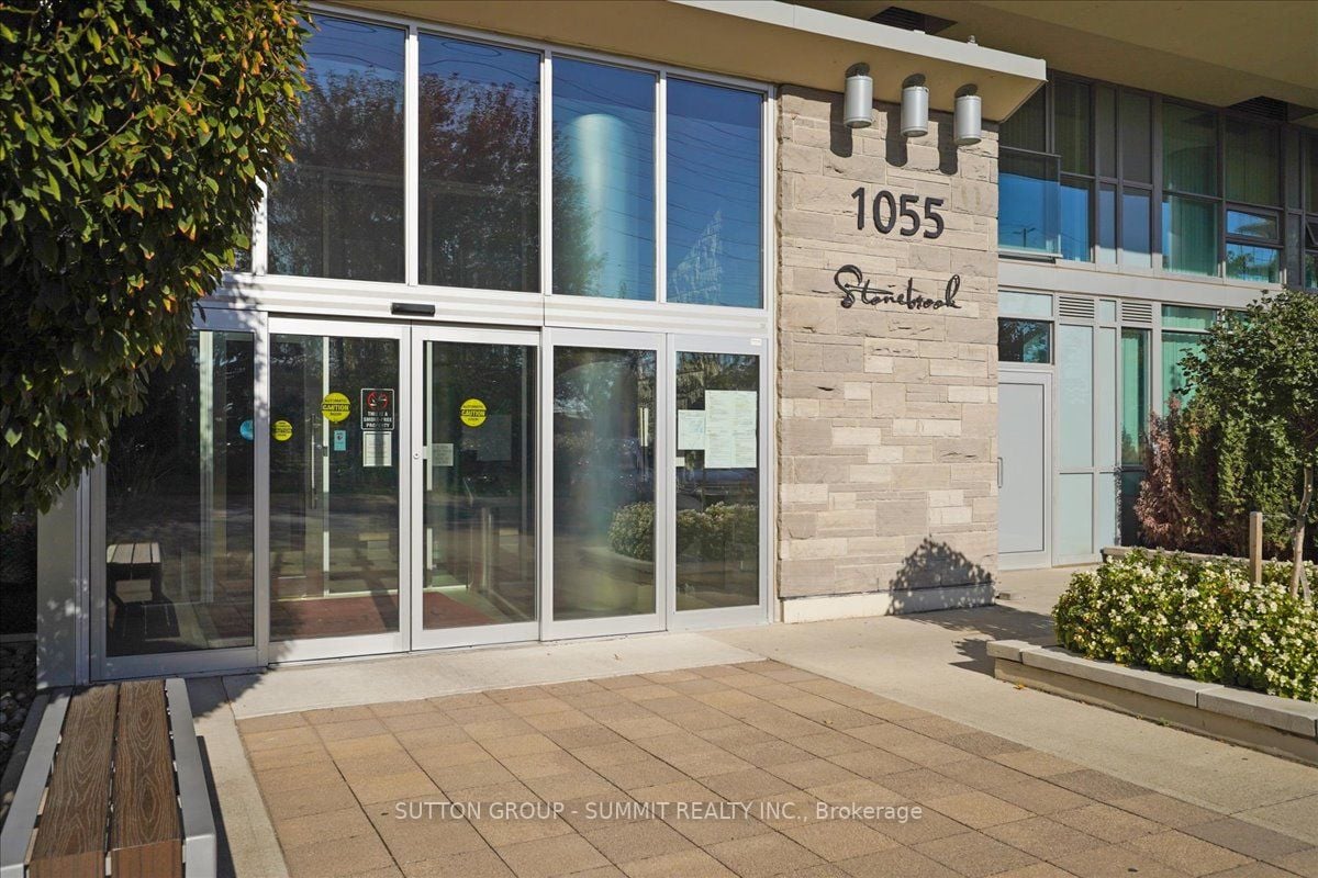 1055 Southdown Rd, #703
