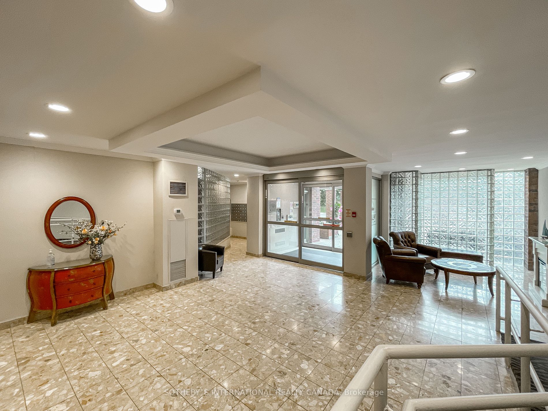 1110 Walden Circle, #507