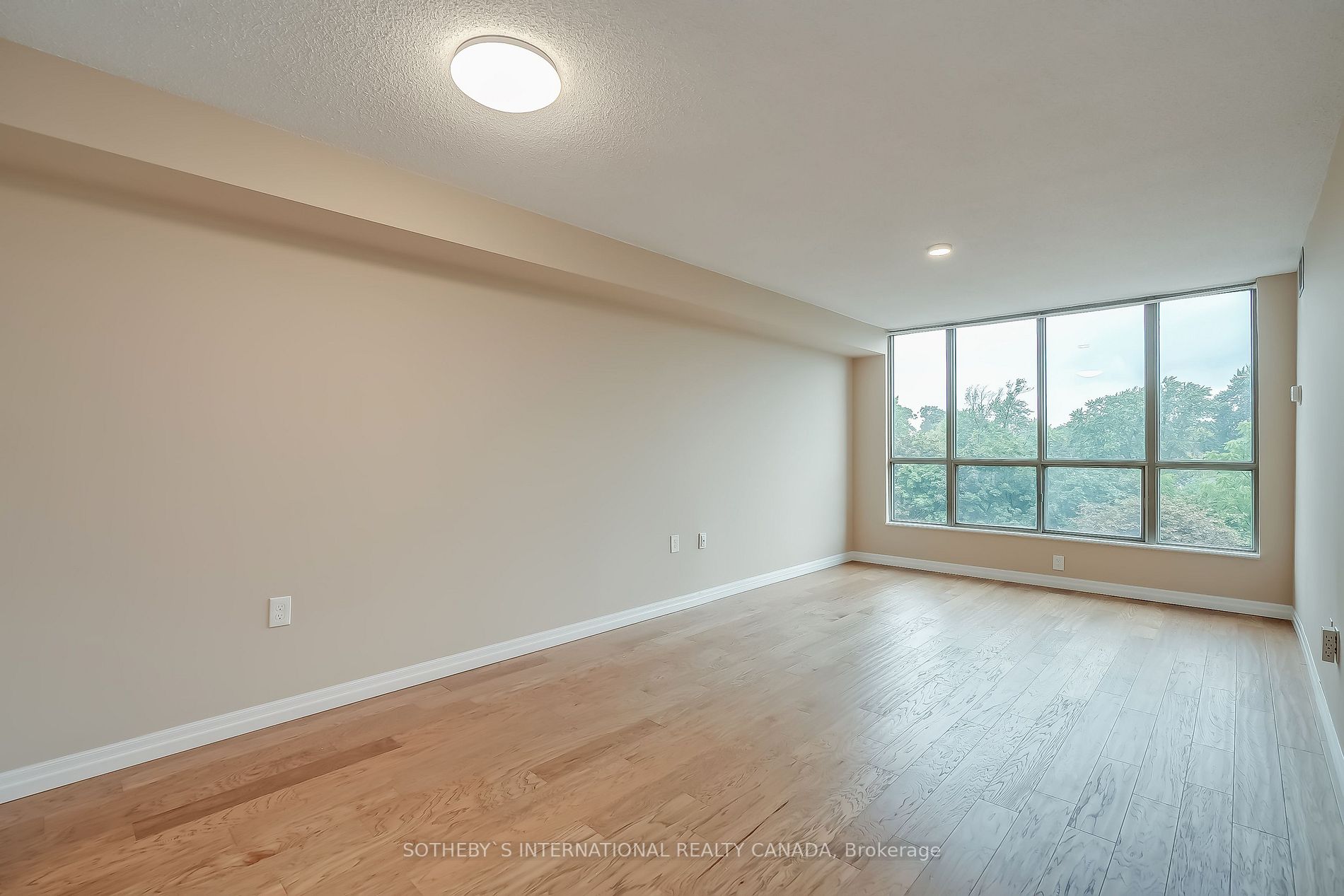 1110 Walden Circle, #507