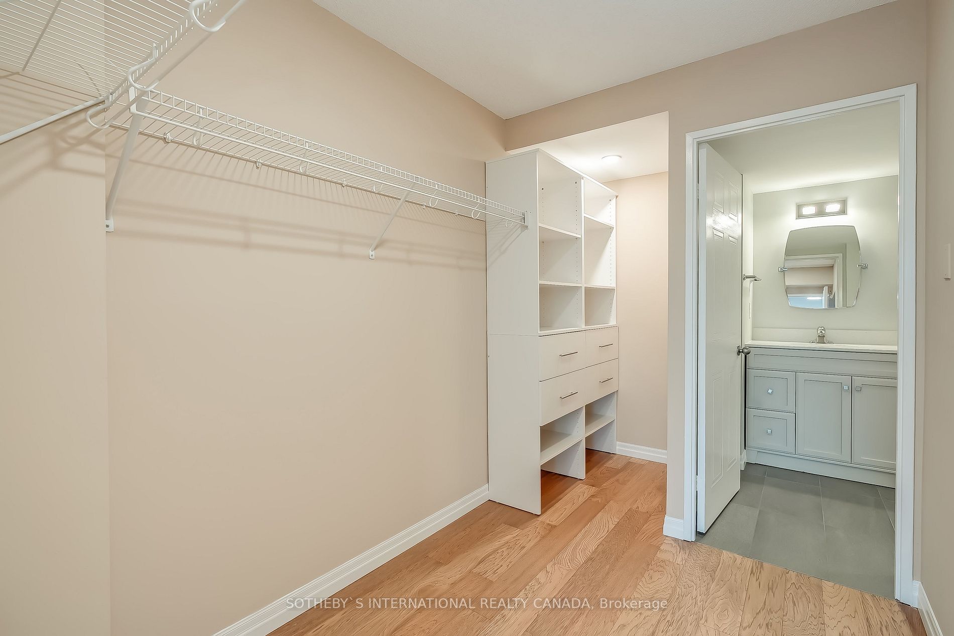 1110 Walden Circle, #507