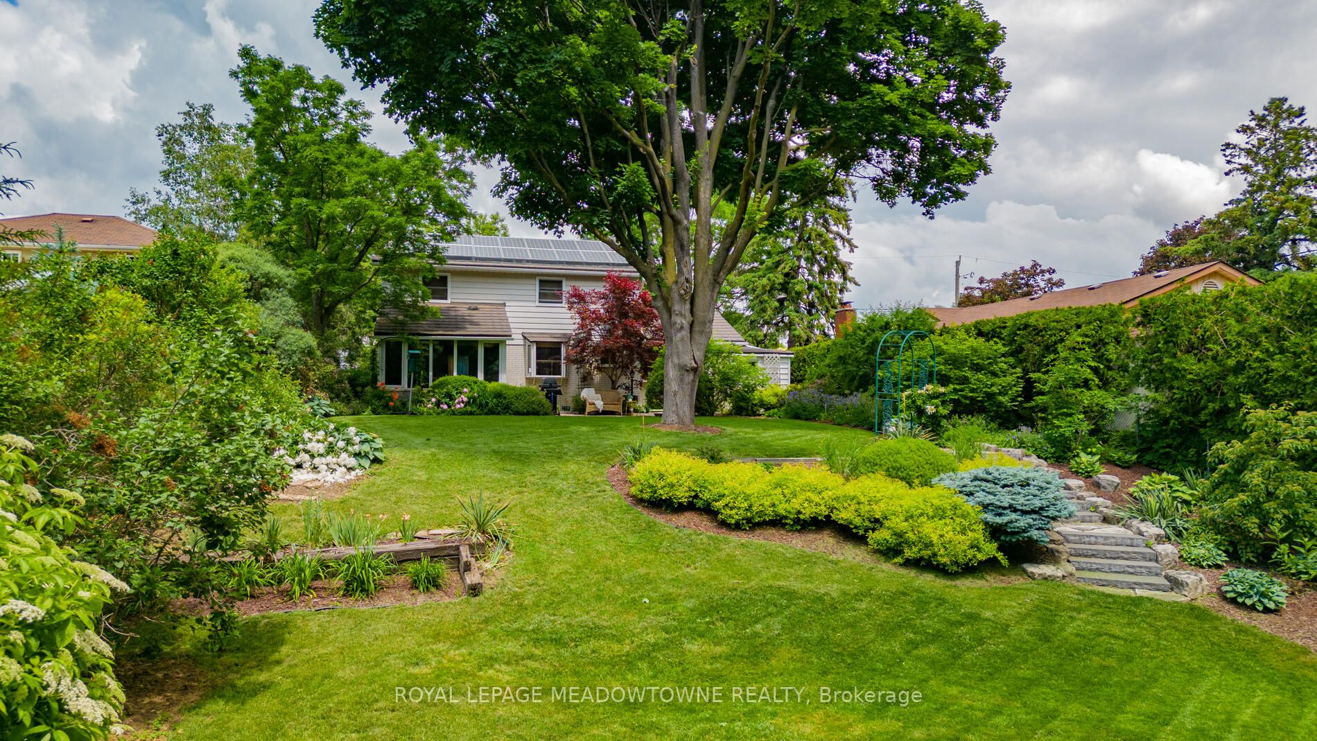 38 Chelvin Dr