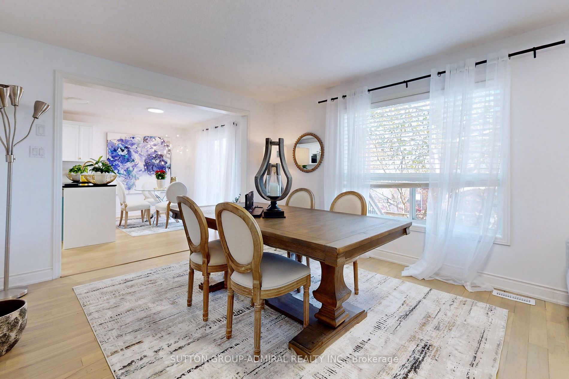 8 Clarke Avenue