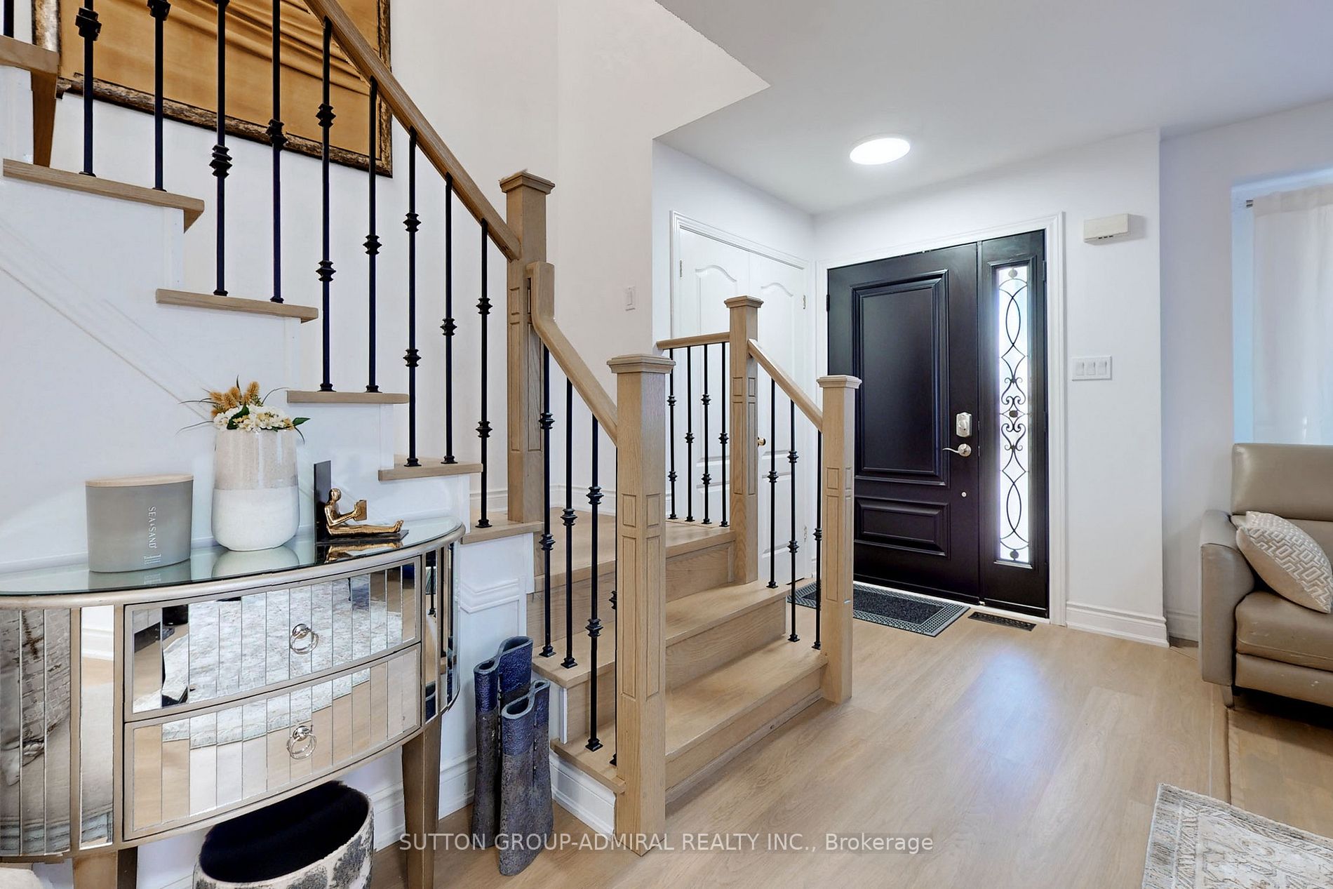 8 Clarke Avenue