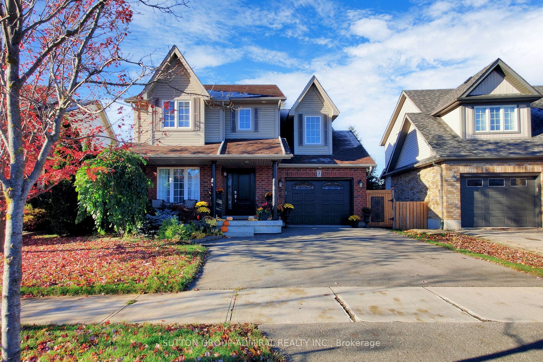 8 Clarke Avenue