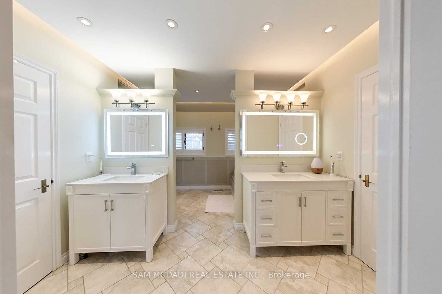 1100 Geran Cres