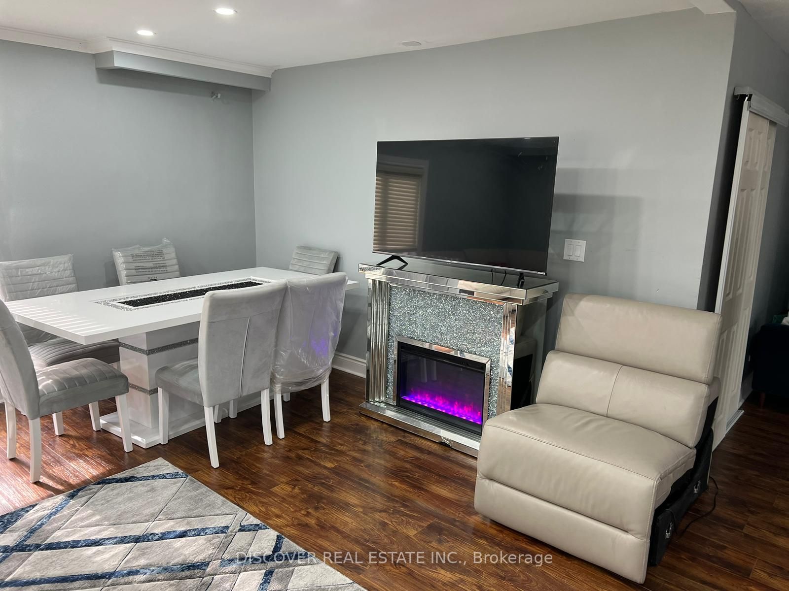 525 Cullen Ave, #Main
