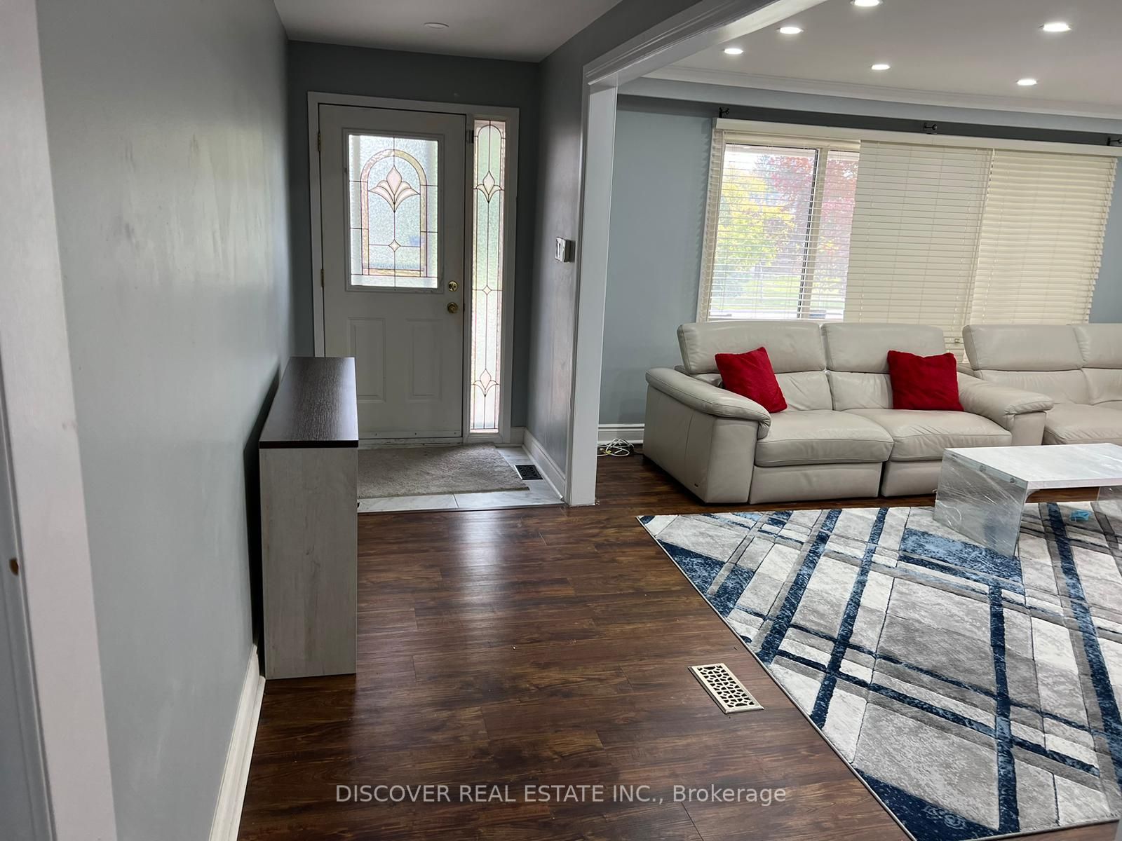 525 Cullen Ave, #Main