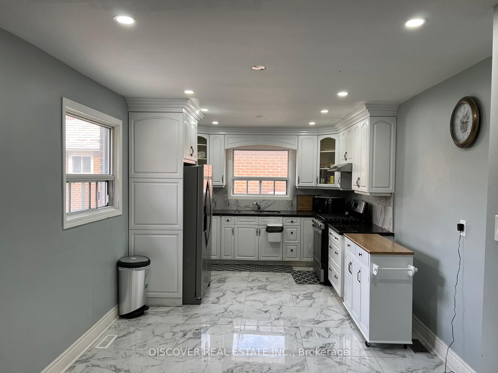 525 Cullen Ave, #Main