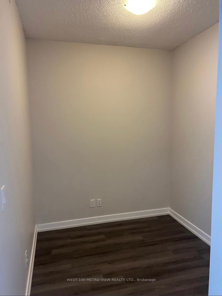 859 The Queensway, #710