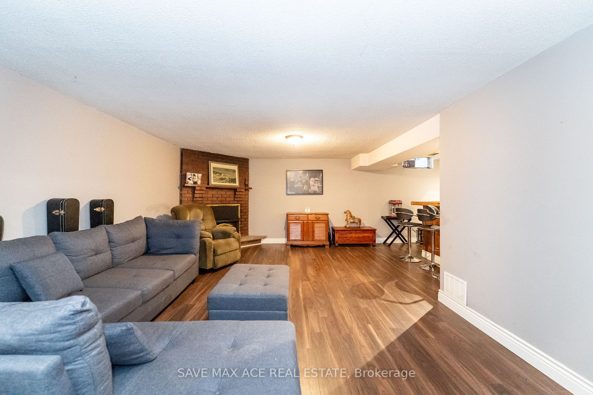 44 Terryhill Sq